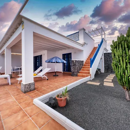 Casa La Traviata - Private Pool And Bbq By Lanzarote Semesterbostad Playa Blanca (Lanzarote)